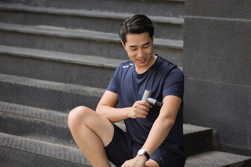 Hình ảnh súng massage KATA MG30 thực tế 3