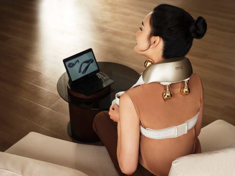 Máy massage cổ vai gáy SKG H5-2 