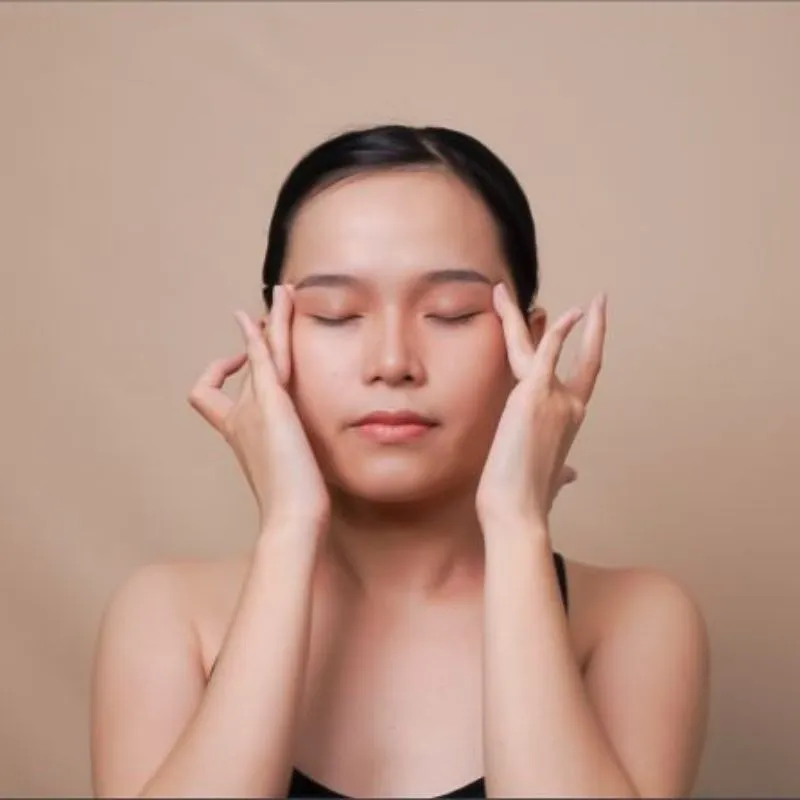 Bài tập cơ mặt trẻ lâu Tanaka