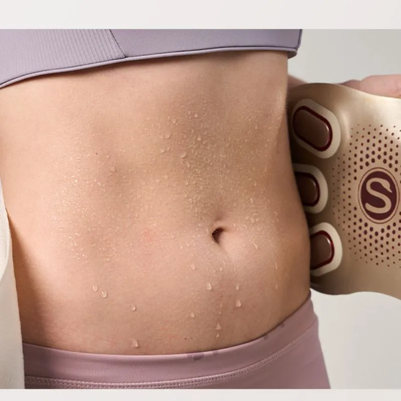 Khi cơ thể tiết nhiều mồ hôi trong quá trình luyện tập, SKG K7 vẫn đảm bảo vệ sinh cho người dùng