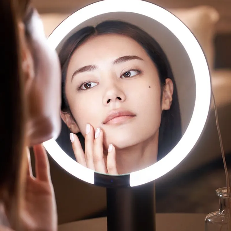 Gương trang điểm LED Hàn Quốc: có "Sang xịn chất" như lời đồn