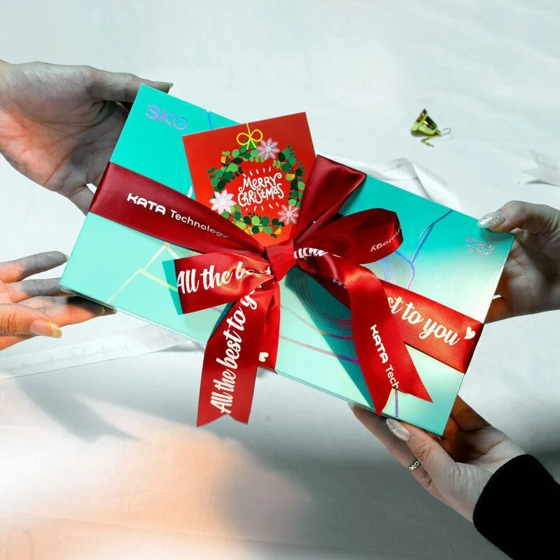 Những dịp lễ tri ân khách hàng kim cương