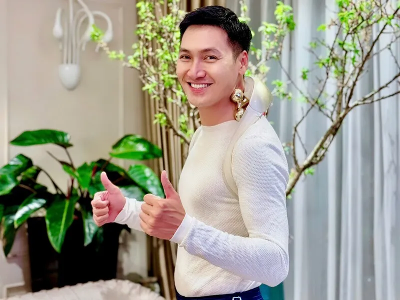 Sản phẩm máy massage cổ SKG H5-2