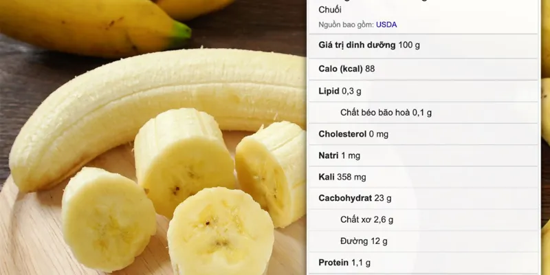Một quả chuối trung bình chứa khoảng 105 calo, với 90% từ carbohydrate