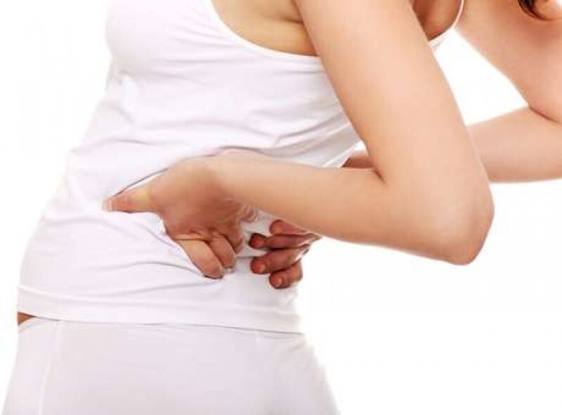 Công dụng máy massage lưng mà bạn không ngờ tới